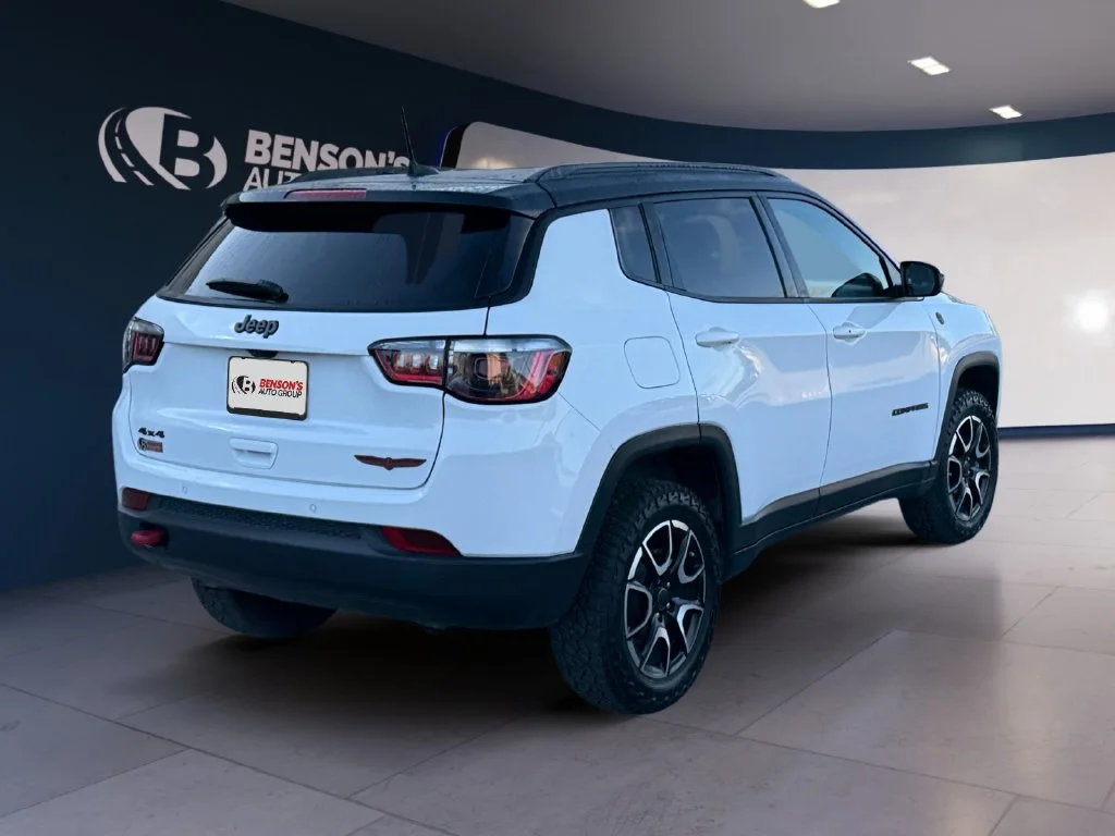Used 2025 White Jeep Trailhawk image 5