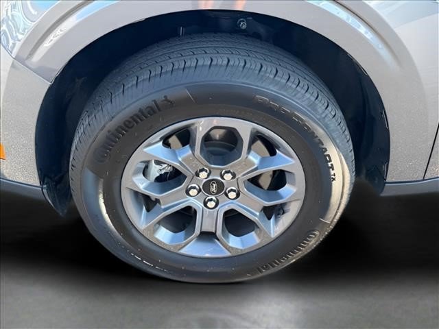 Used 2026 Gray Ford XLT image 19