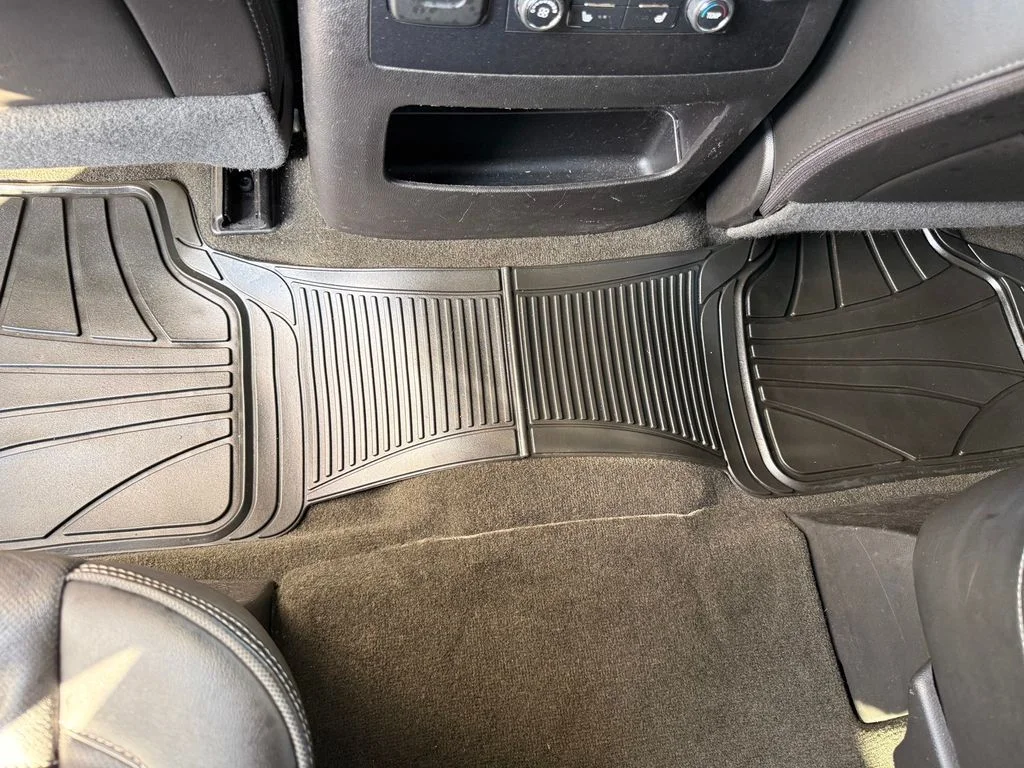 Used 2017 Iridium Metallic GMC Denali image 32