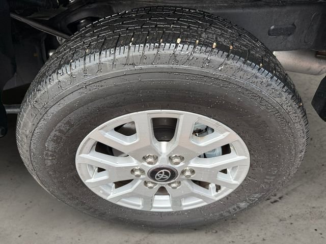 Used 2025  Toyota SR5 image 14