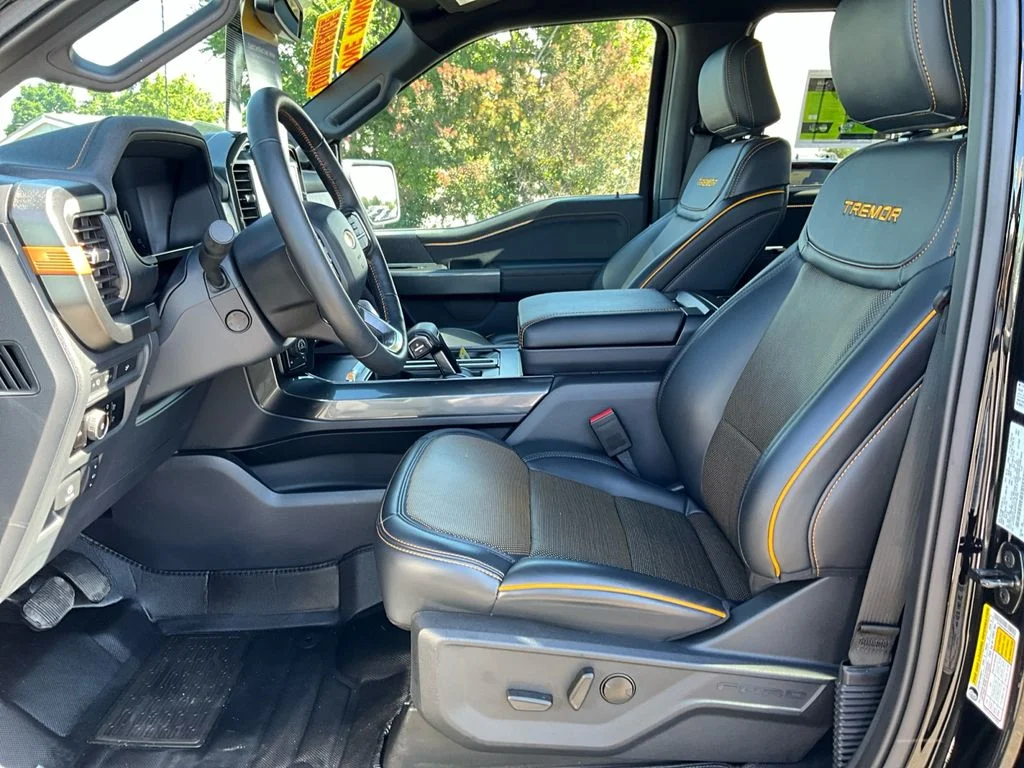 Used 2023 Agate Black Metallic Ford Tremor image 16
