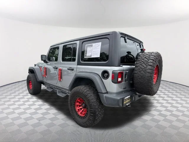 Used 2020 Silver Jeep Sport Altitude 4x4 image 7