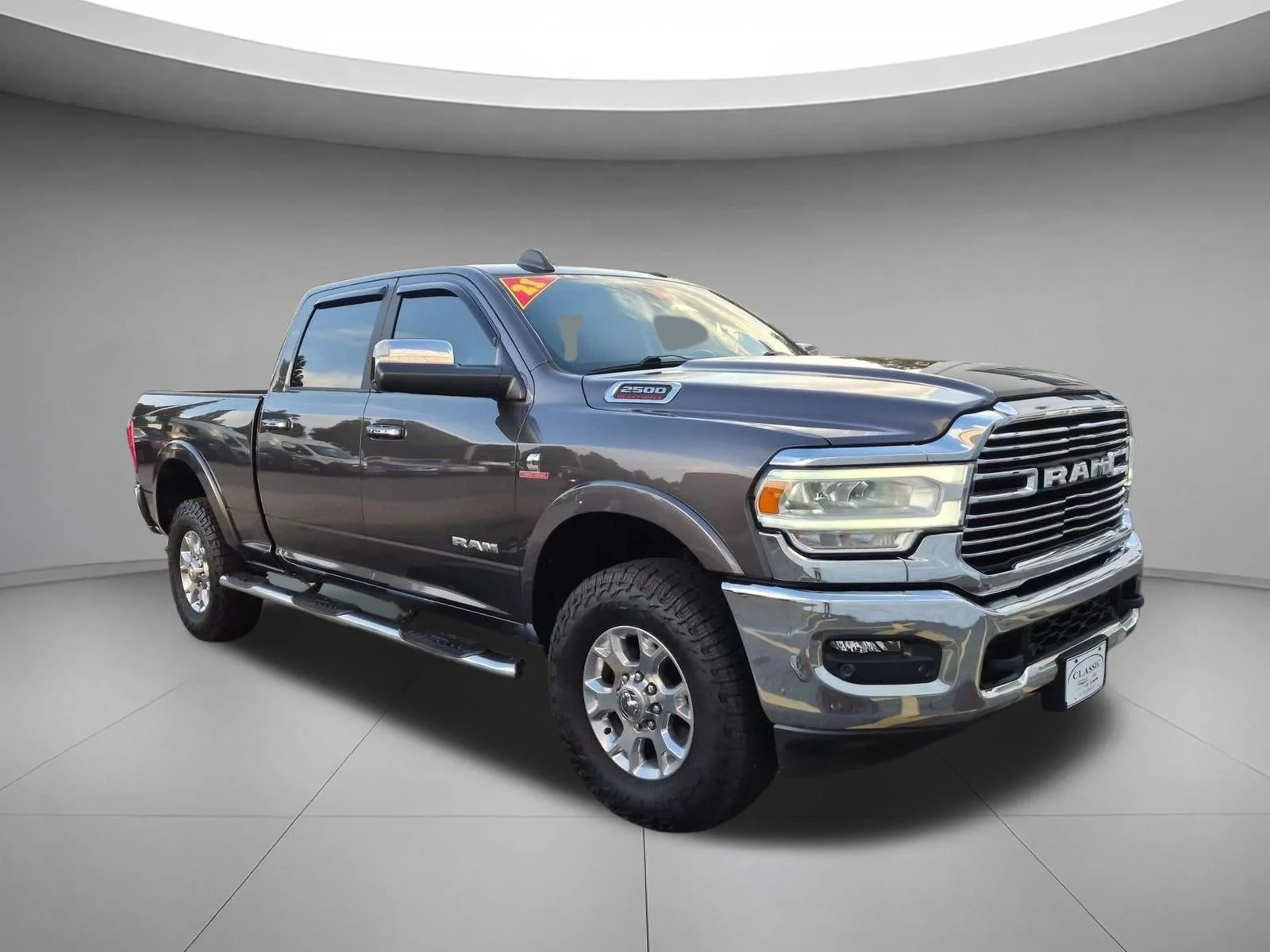 Used 2021 Granite Crystal Metallic Clearcoat Ram Laramie image 7