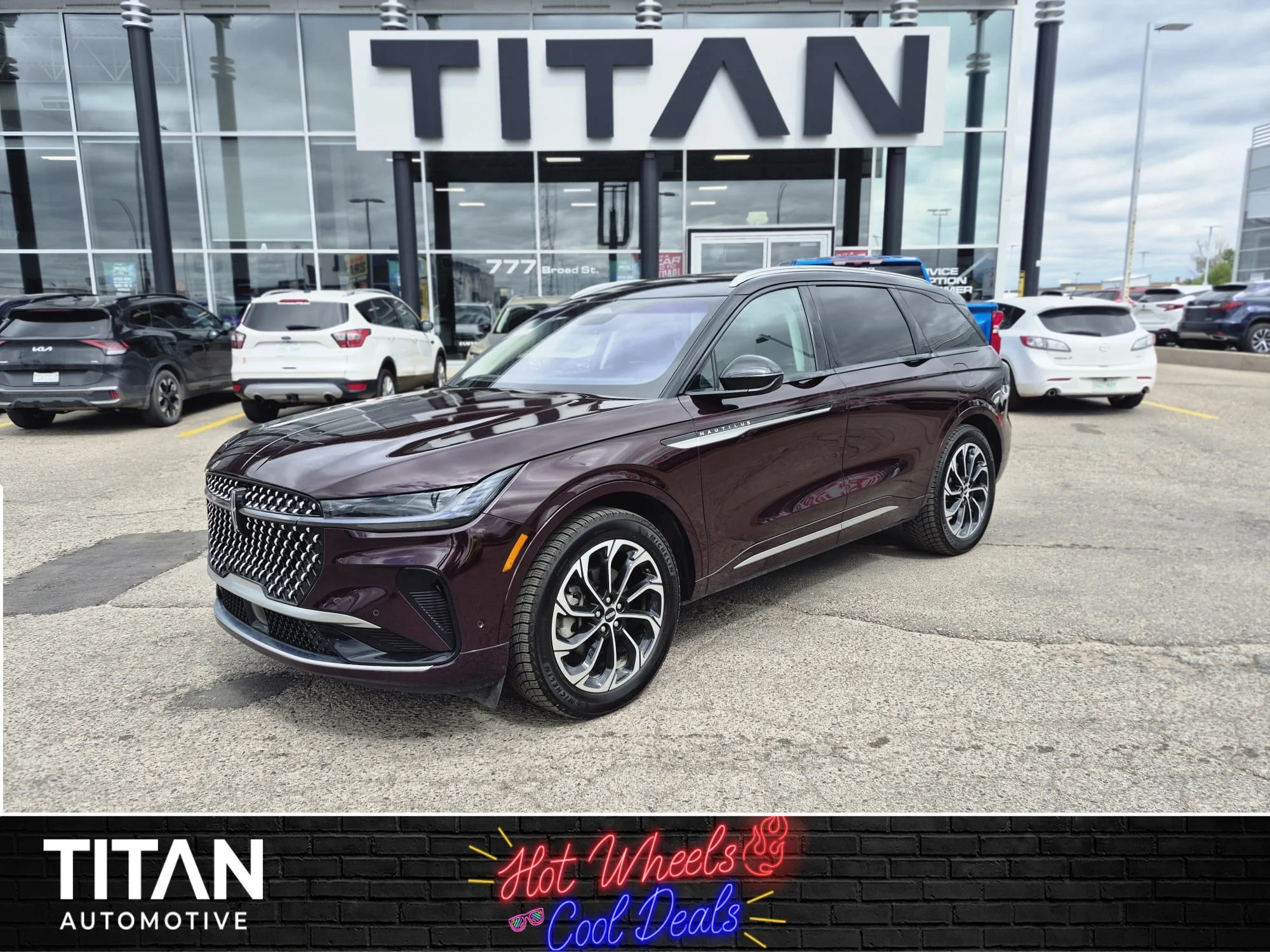 Certified Used 2024 Diamond Red Metallic Tinted Clearcoat Lincoln Reserve AWD*Adaptive Cruise | Remote Start | Nav | 360 Cam | Cooled Leather | Htd Wheel | CarPlay image 1