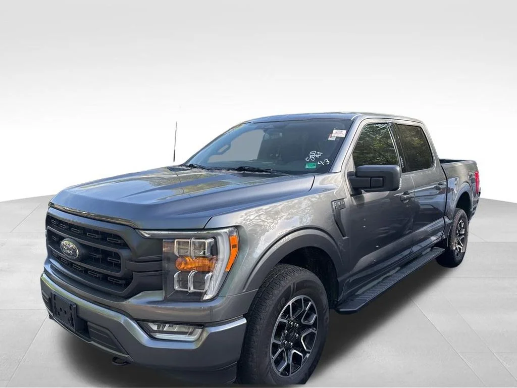 Used 2022 Gray Ford XLT image 16
