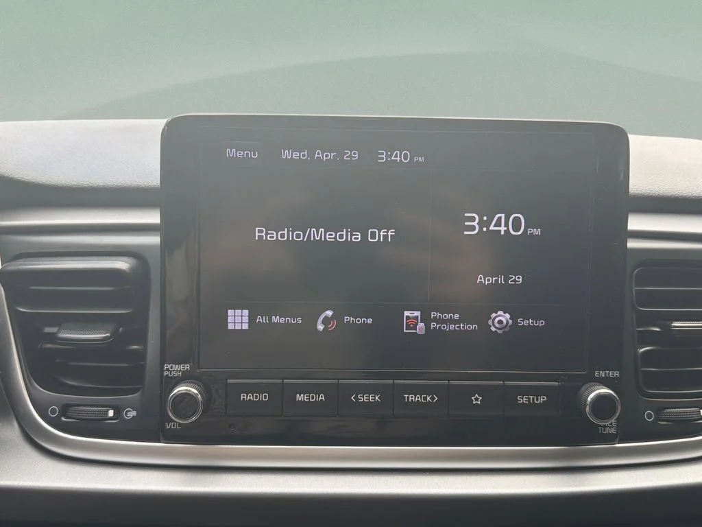 Used 2023 Black Kia S image 19