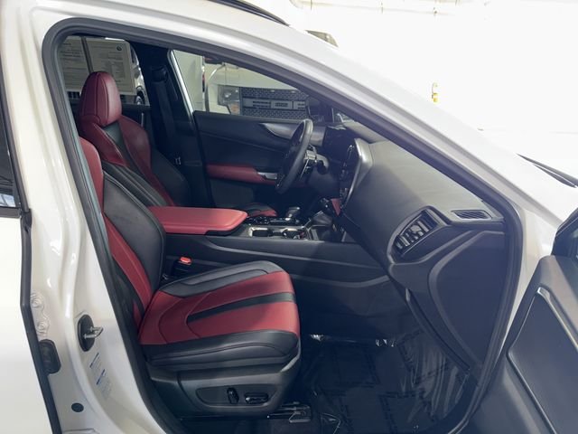 Used 2023 Ultra White Lexus 350 F SPORT Handling image 10