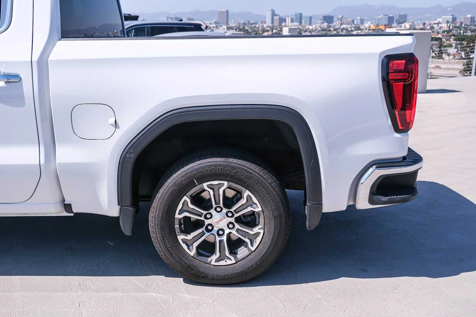 Used 2025 Summit White GMC SLT image 8