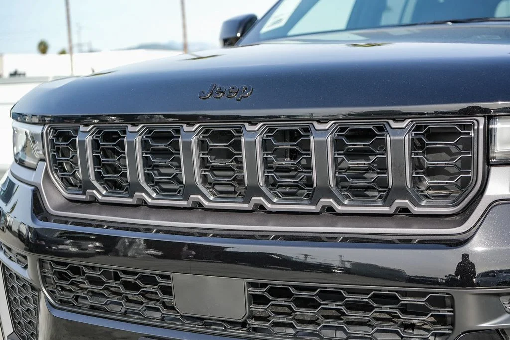 New 2026 Black Jeep Altitude image 6