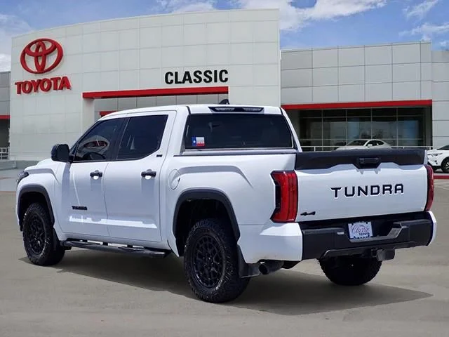 Used 2025 Ice Cap Toyota SR5 image 4