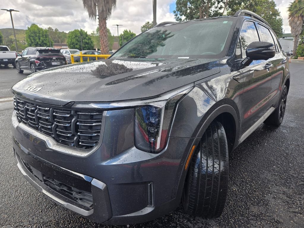 Used 2024 Gray Kia X-Line SX image 3