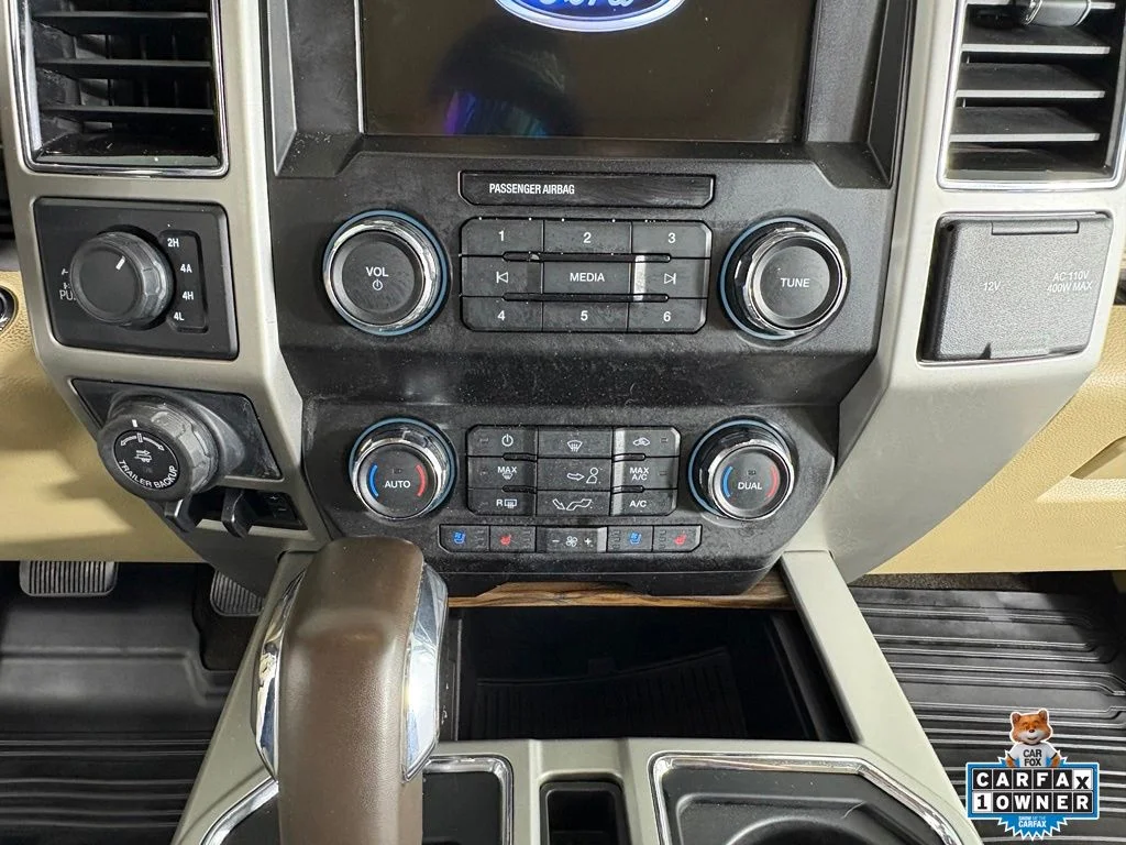 Used 2019 Green Ford Lariat image 21