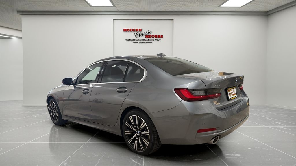 Used 2025 Gray BMW 330i xDrive image 3