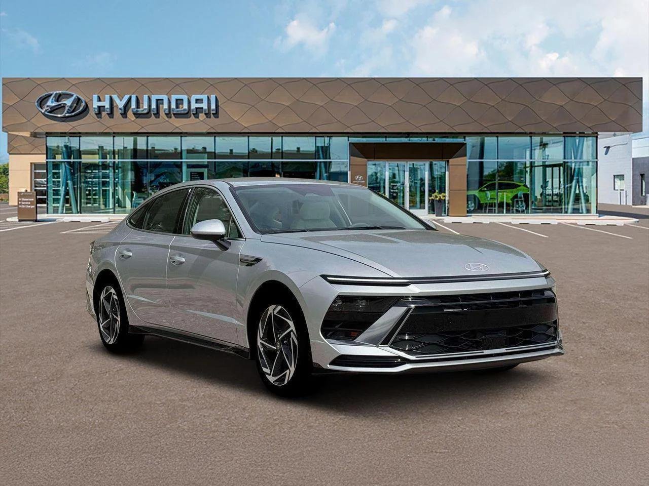 New 2026 Silver Hyundai SEL Sport image 11
