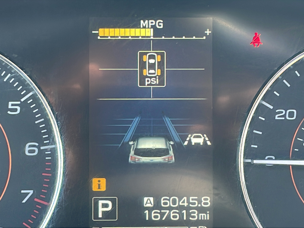Used 2018 Gray Subaru 2.0i Limited image 39