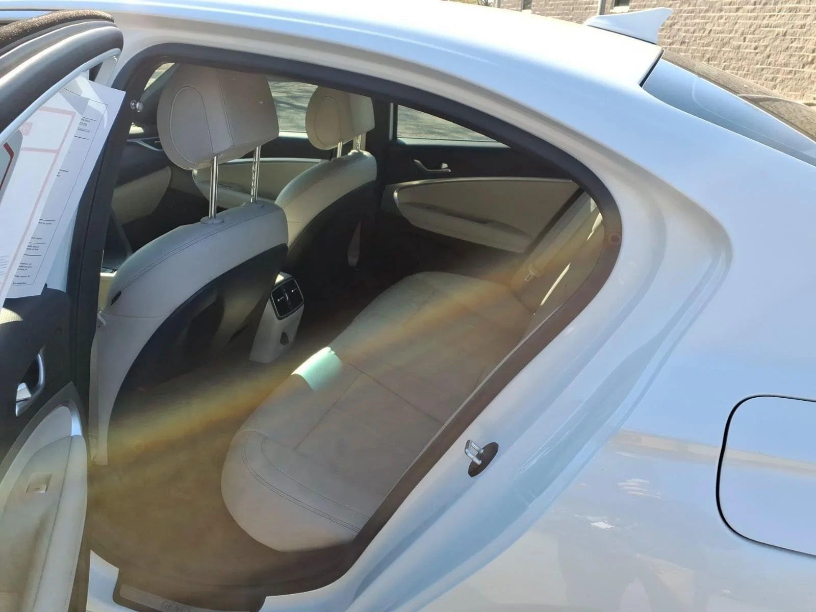 Used 2023 Uyuni White Genesis 2.0T image 37