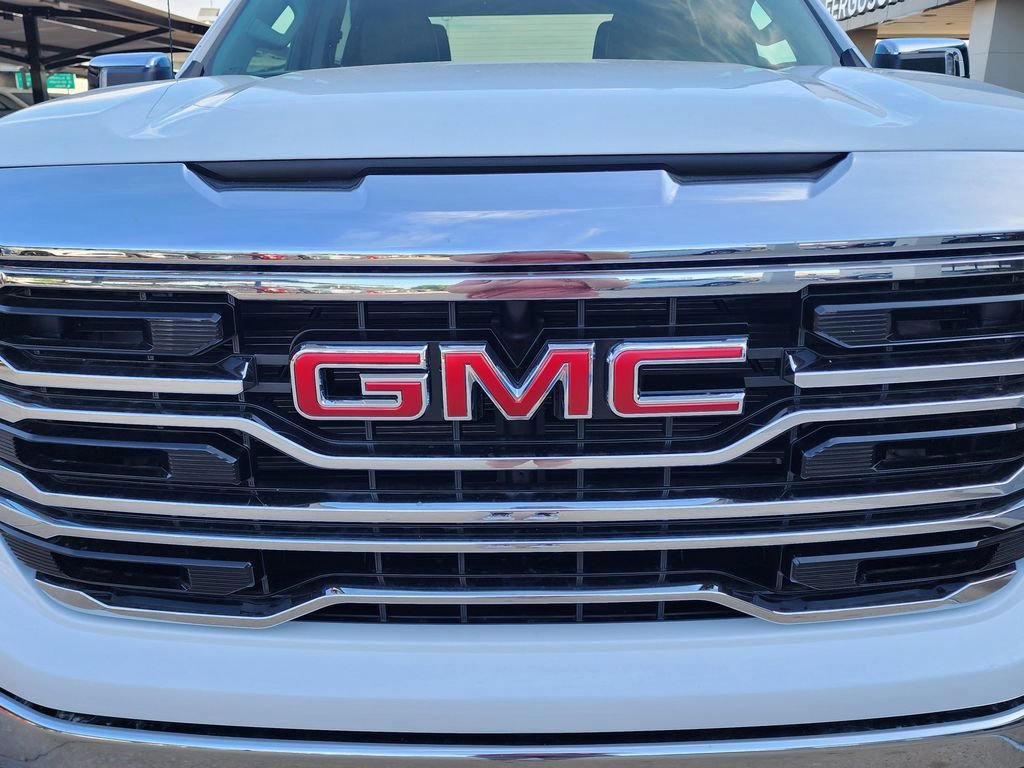2026 GMC Sierra 1500 SLT - Photo 10