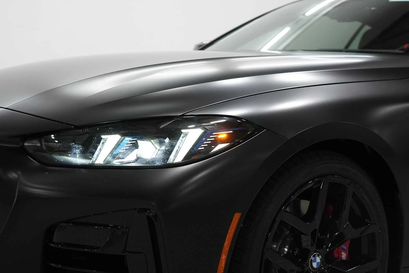 New 2027 Black Sapphire Metallic BMW M440i image 6