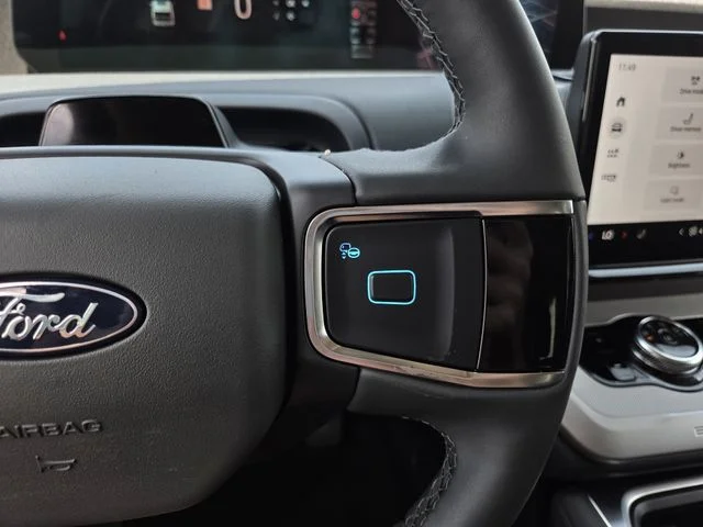 New 2026 Oxford White Ford Active image 54