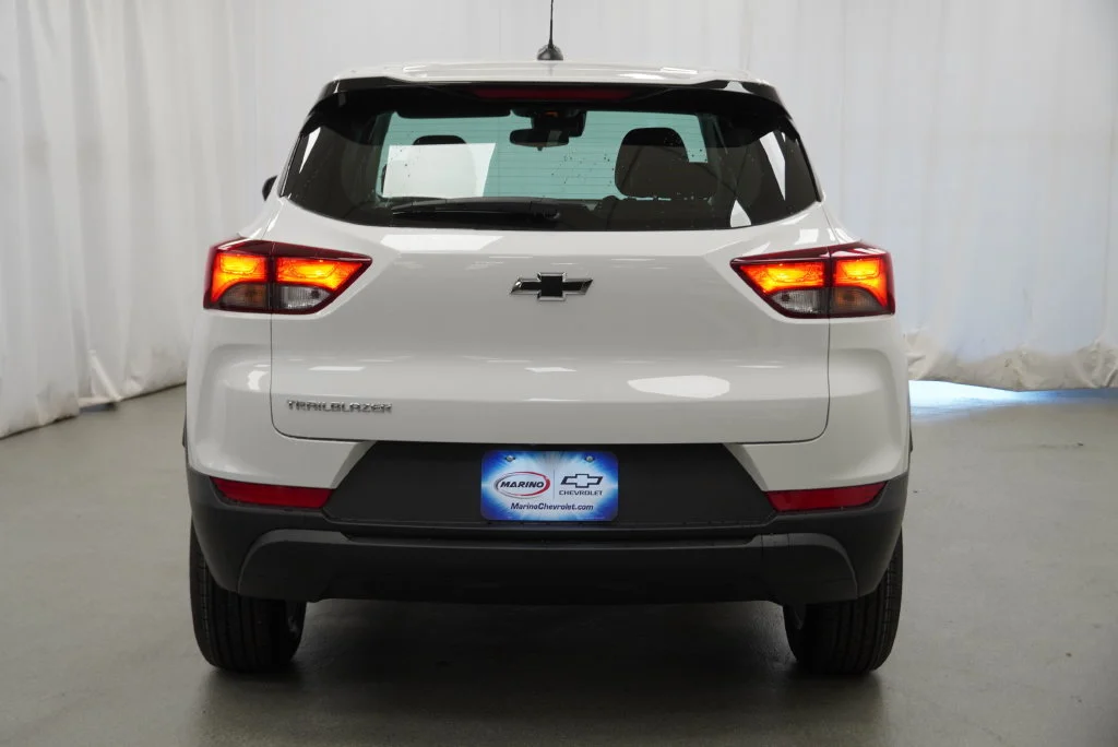 New 2026 Summit White Chevrolet LS image 14