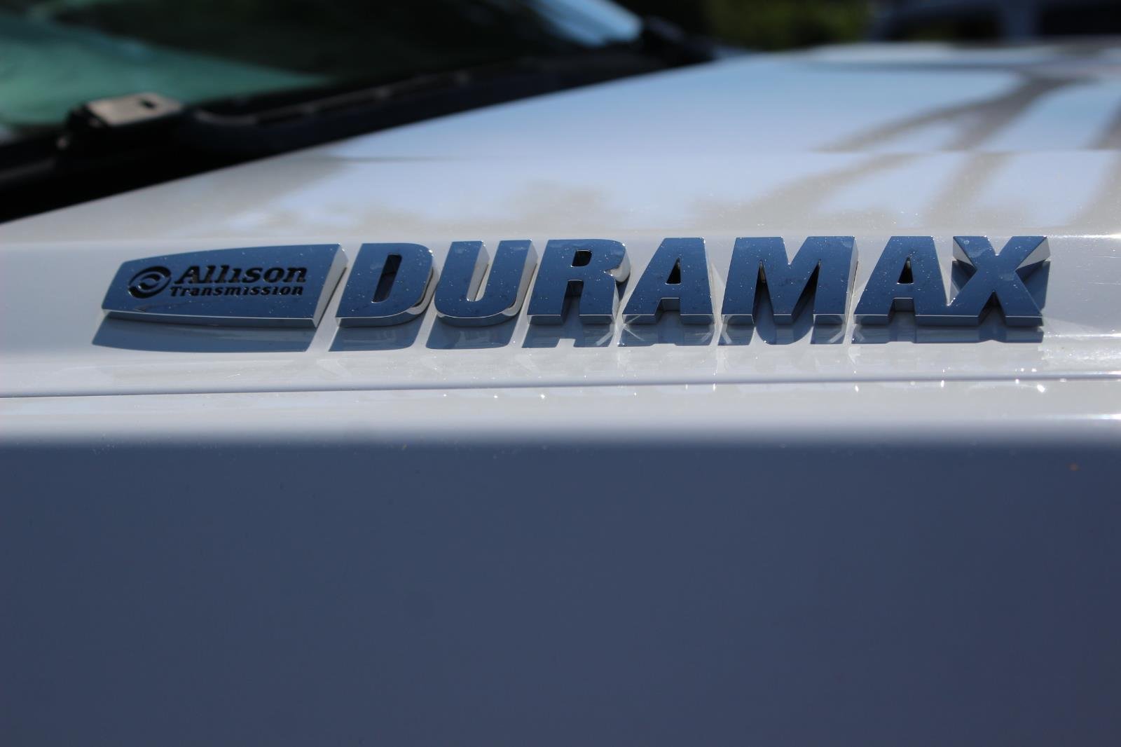 Used 2024 Summit White Chevrolet Work Truck image 10