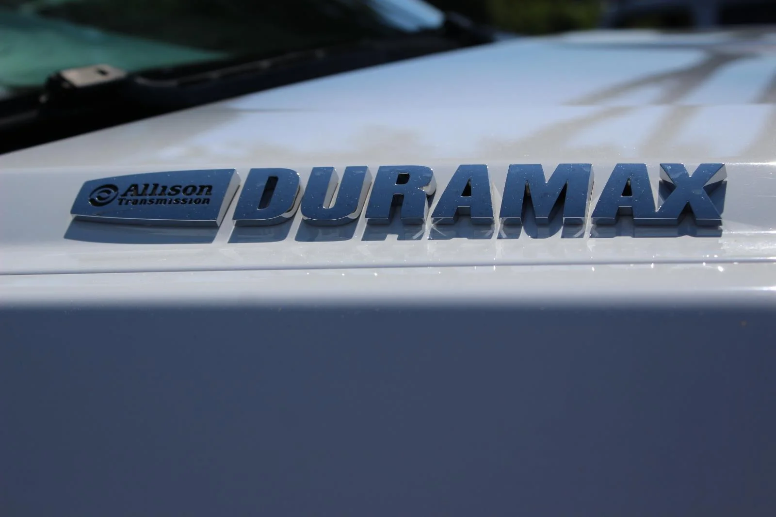 Used 2024 Summit White Chevrolet Work Truck image 10