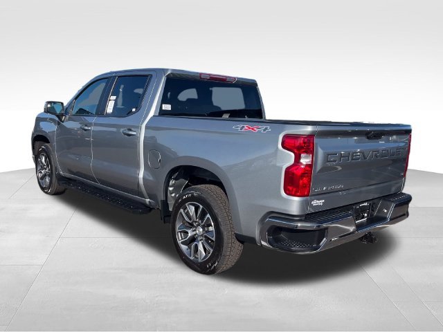 Used 2023 Gray Chevrolet LT image 3