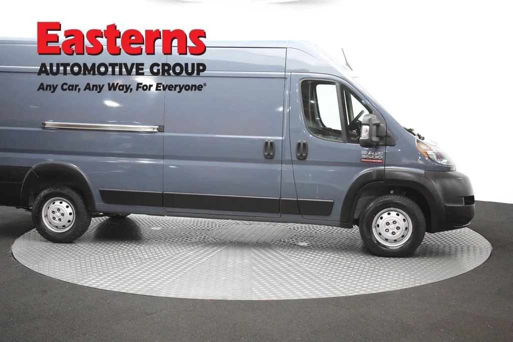 Used 2022 Blue Ram High Roof image 41