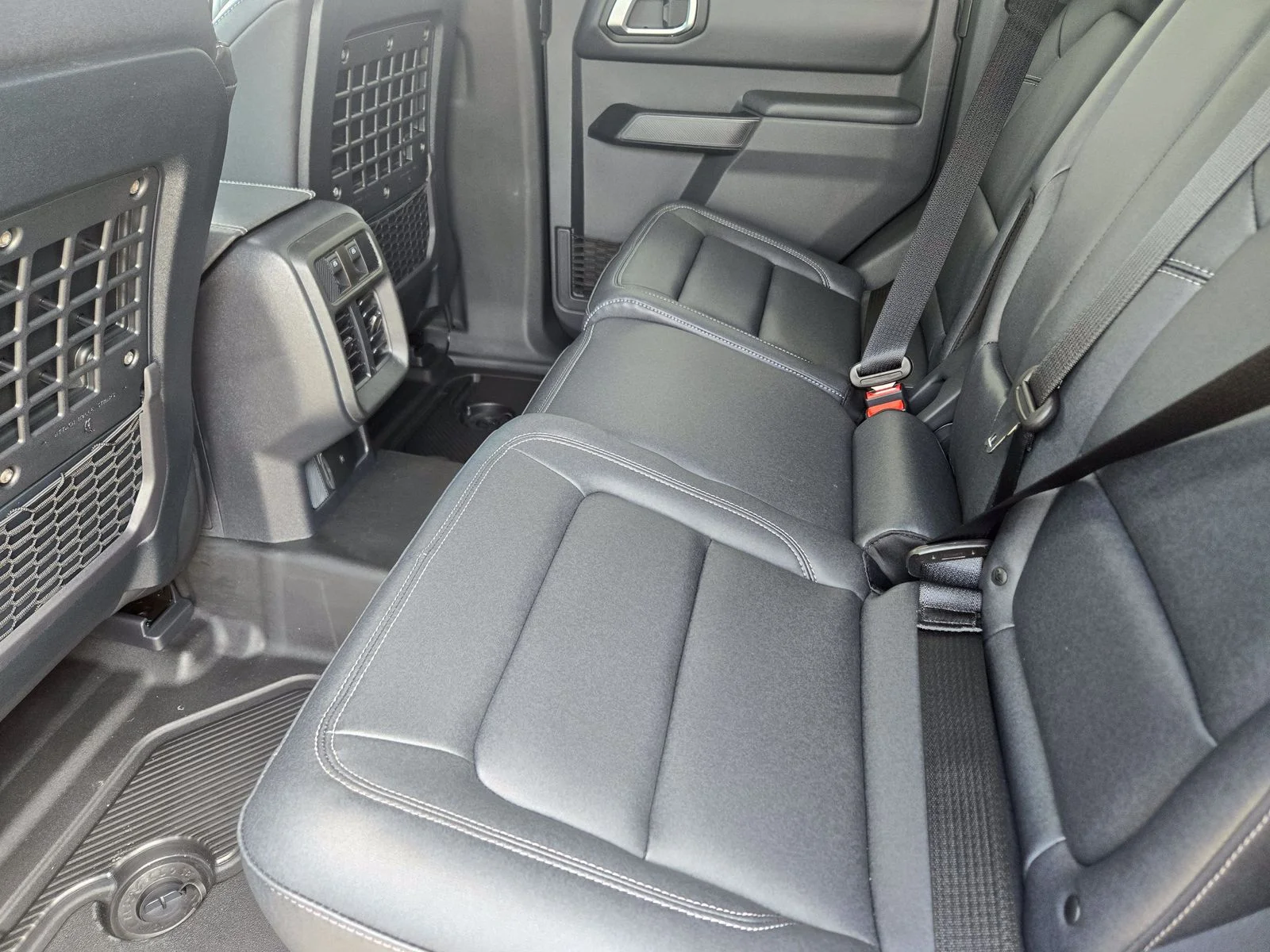 New 2026 Shadow Black Ford Badlands® image 18