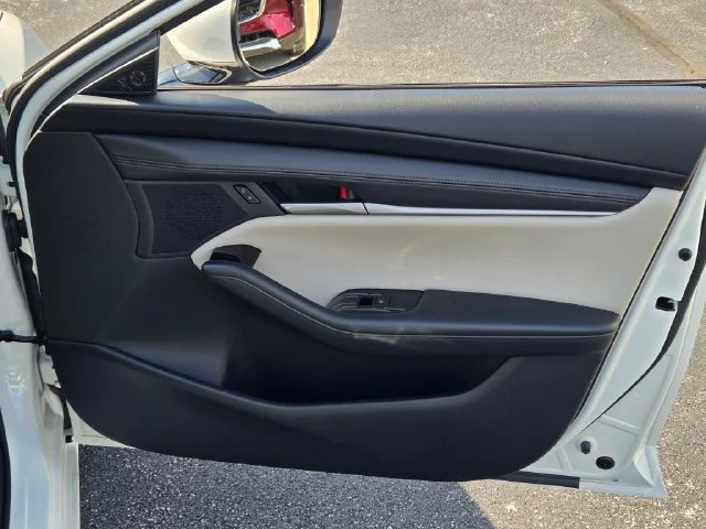 New 2026 Snowflake White Pearl Mazda 2.5 S Preferred image 4