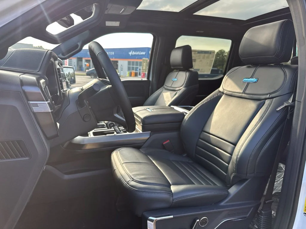New 2026 Star White Metallic Tri-Coat Ford Platinum® image 5