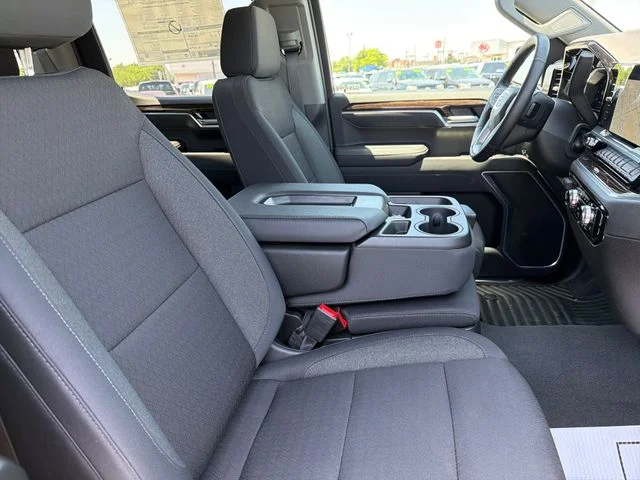 New 2026 Silver GMC Elevation image 22