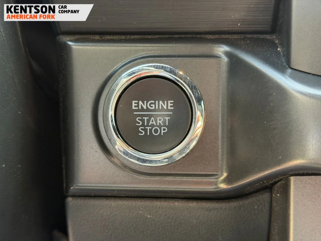 Used 2024 White Ford XLT image 17