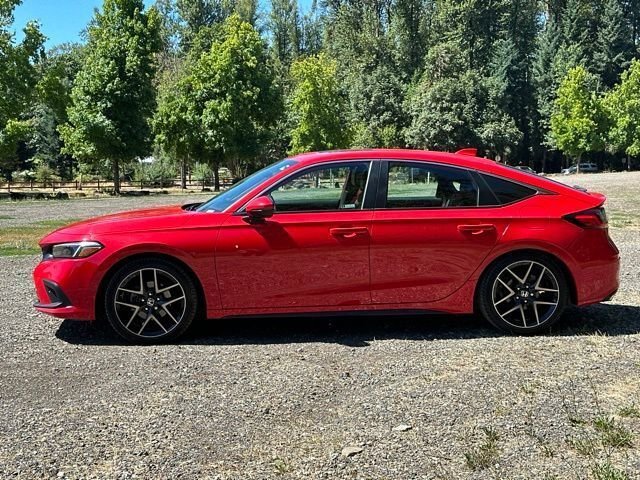Used 2022 Rallye Red Honda Sport Touring image 5