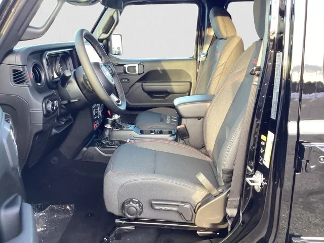 New 2026 Black Clearcoat Jeep 4-DOOR RUBICON image 10