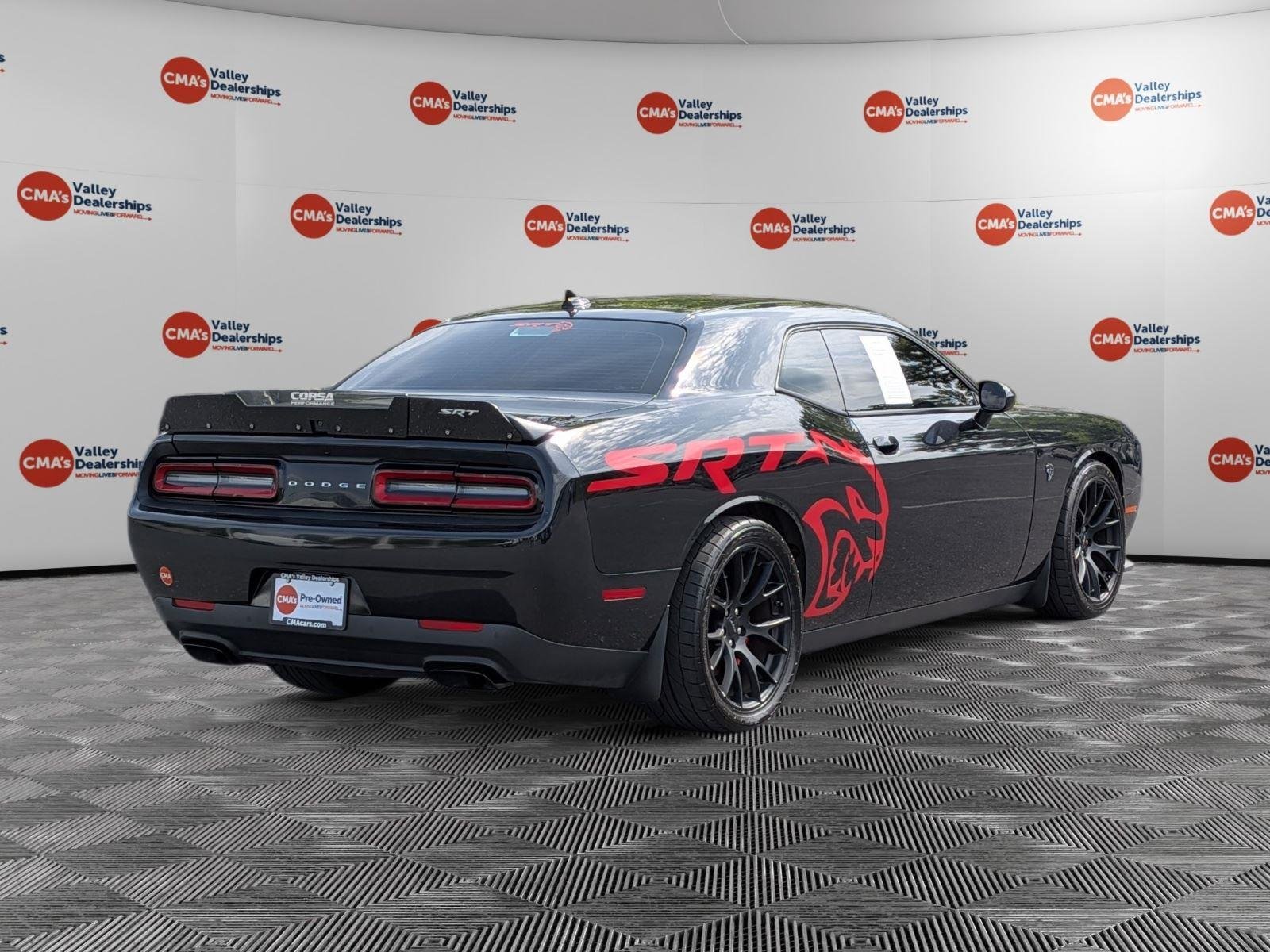 Used 2015 Phantom Black Tri-Coat Pearl Dodge SRT Hellcat image 5