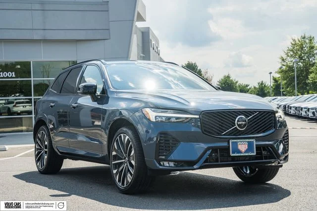 2026 Volvo XC60 B5 Ultra Dark AWD's photo