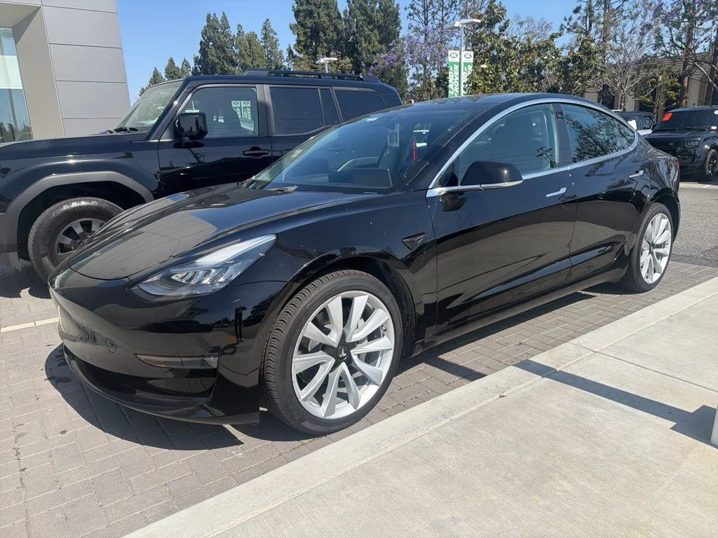 2020 Tesla Model 3 Long Range Dual Motor All-Wheel Drive's photo