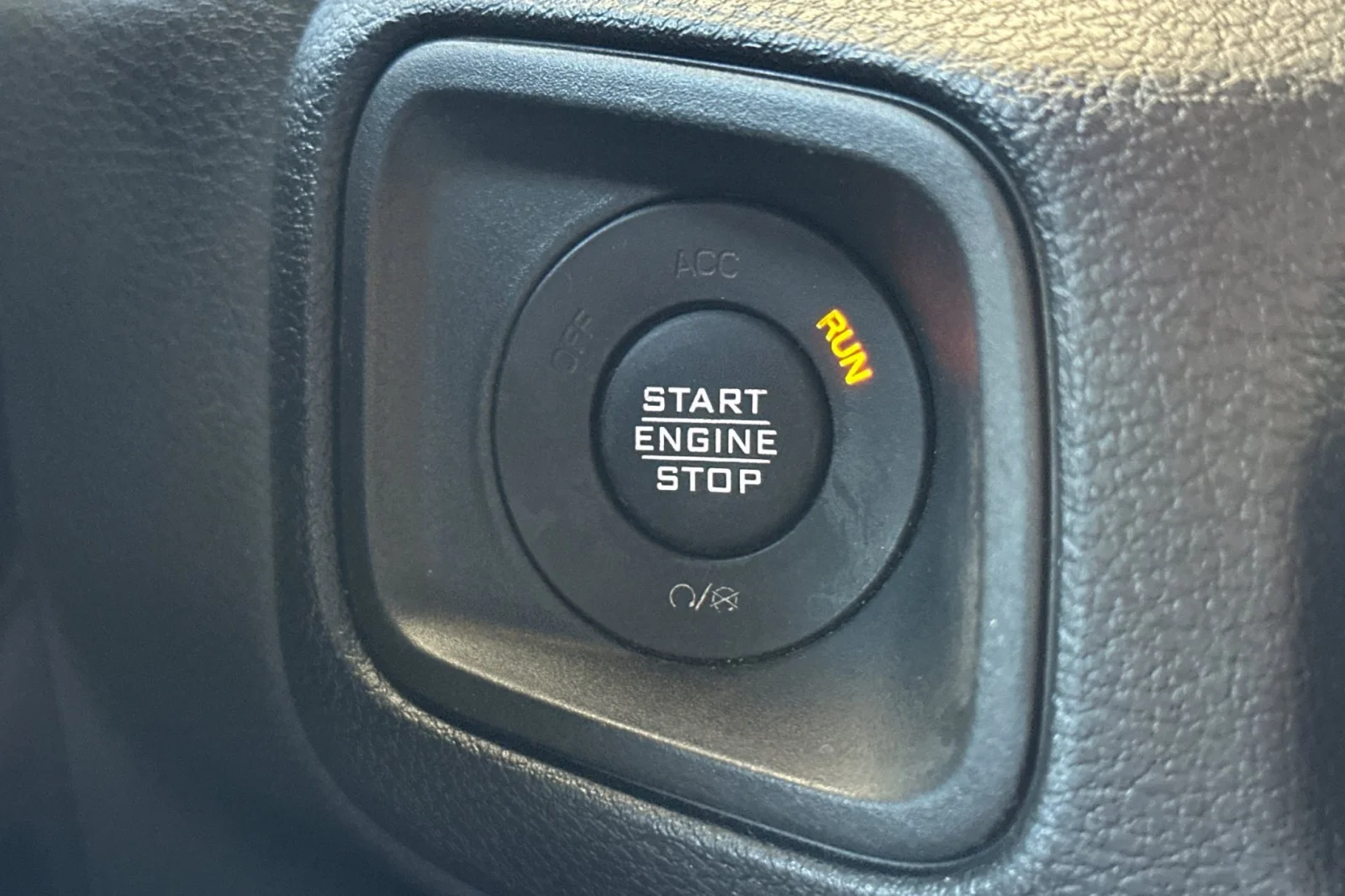 Used 2024 BIKINI PEARL Jeep Willys image 22
