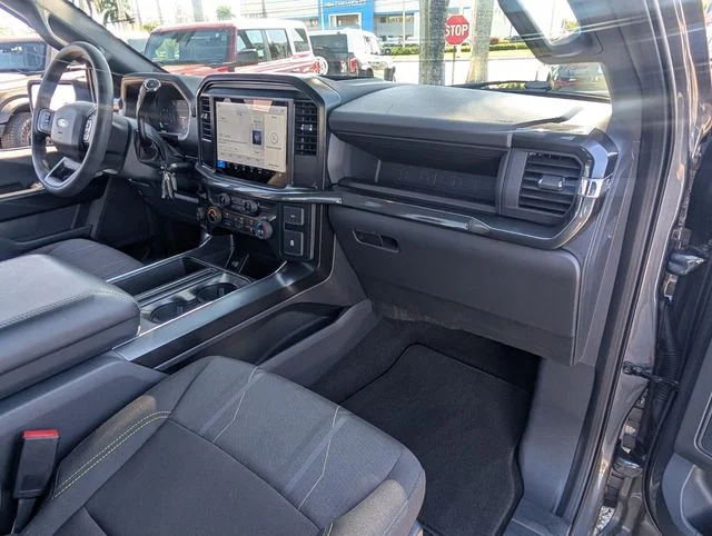 Used 2025 Gray Ford STX image 17