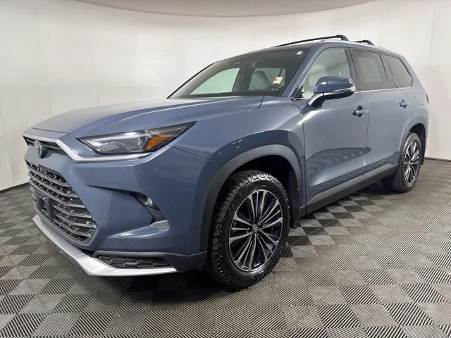 Used 2024 Cloud Toyota MAX Platinum image 8