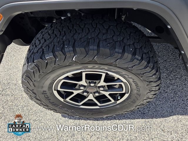 Used 2024 Gray Jeep Rubicon image 17
