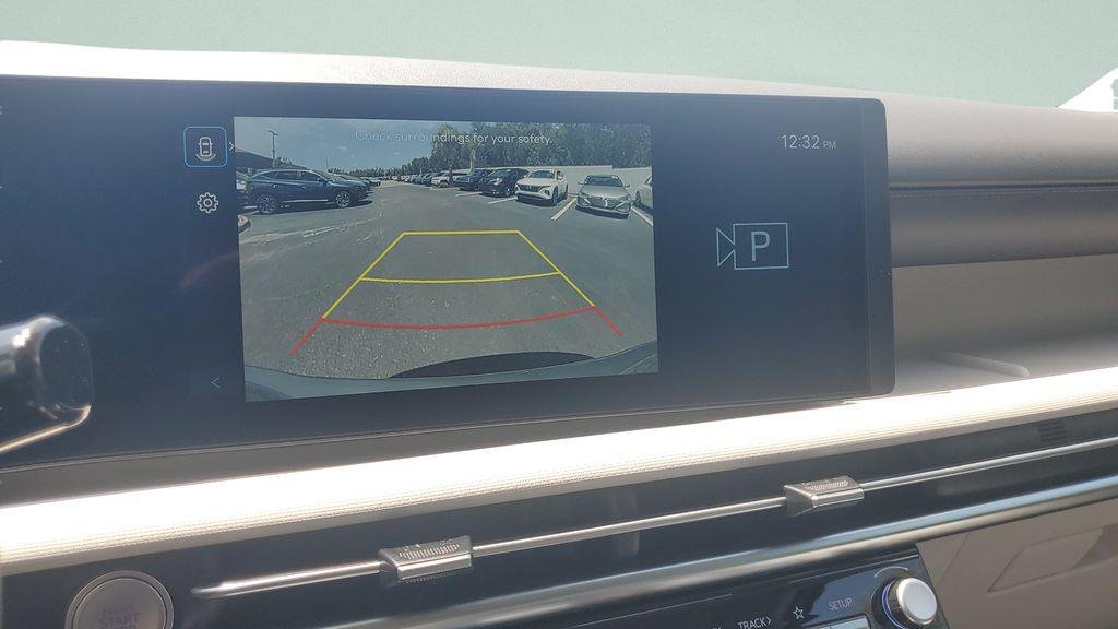 New 2026 Silver Hyundai SEL Plus FWD image 18