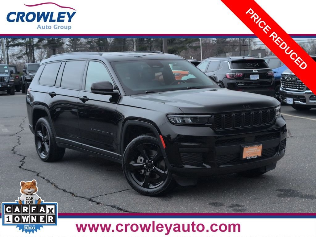 Used 2023 Black Jeep Altitude image 1