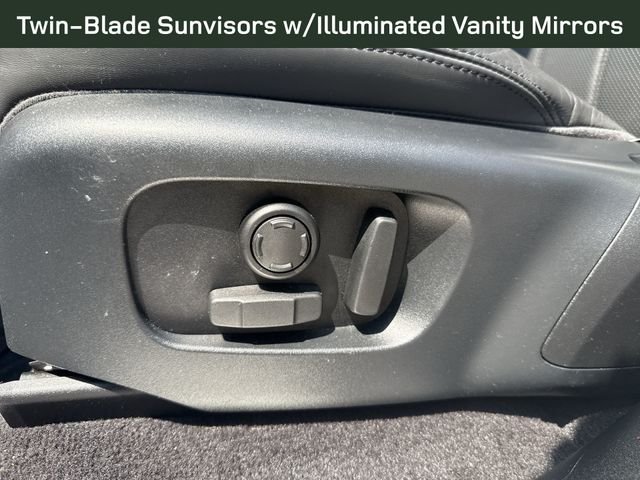 Used 2020 Yulong White Land Rover HSE Dynamic image 11