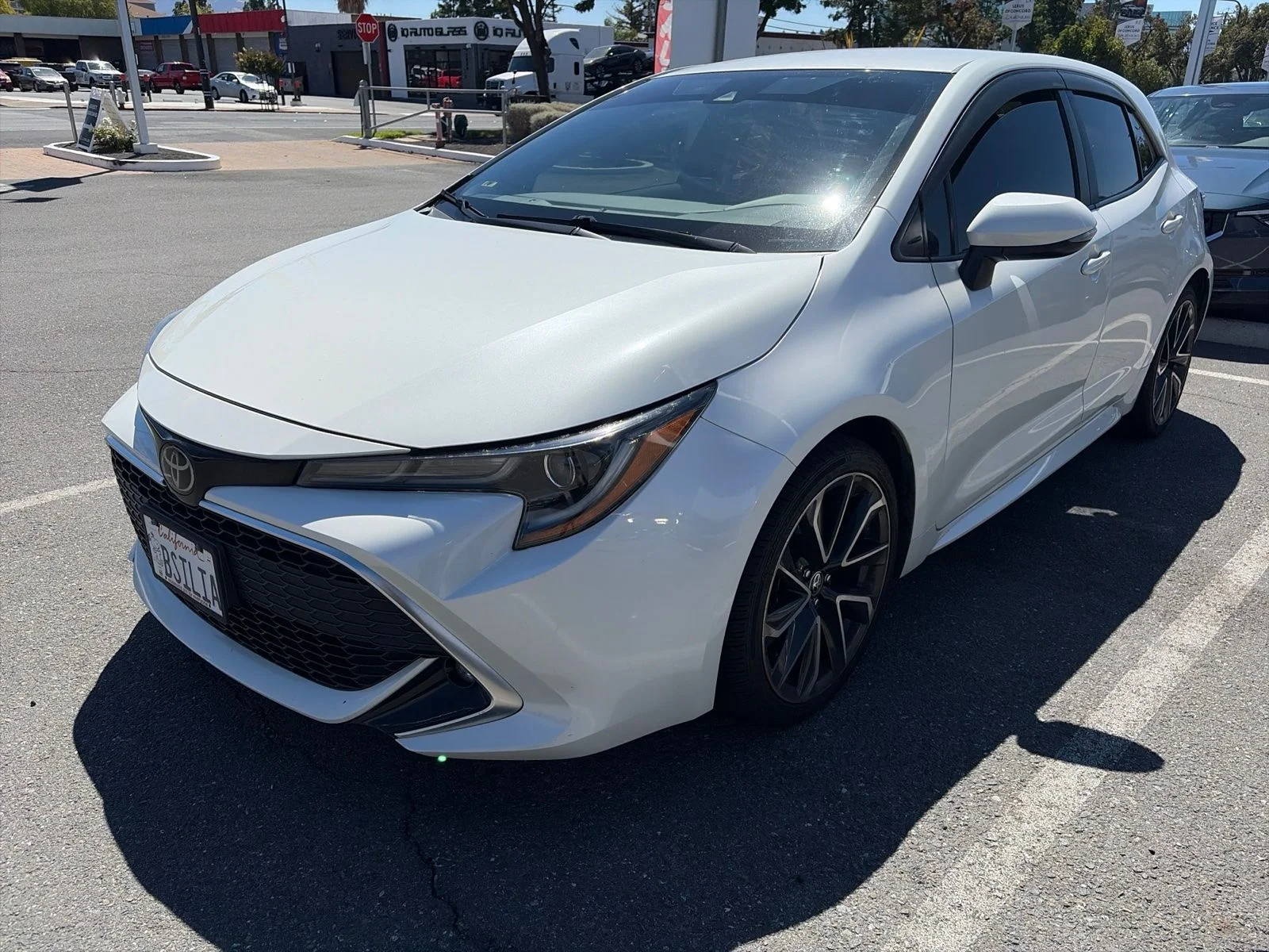 Used 2019 Super White Toyota XSE image 1