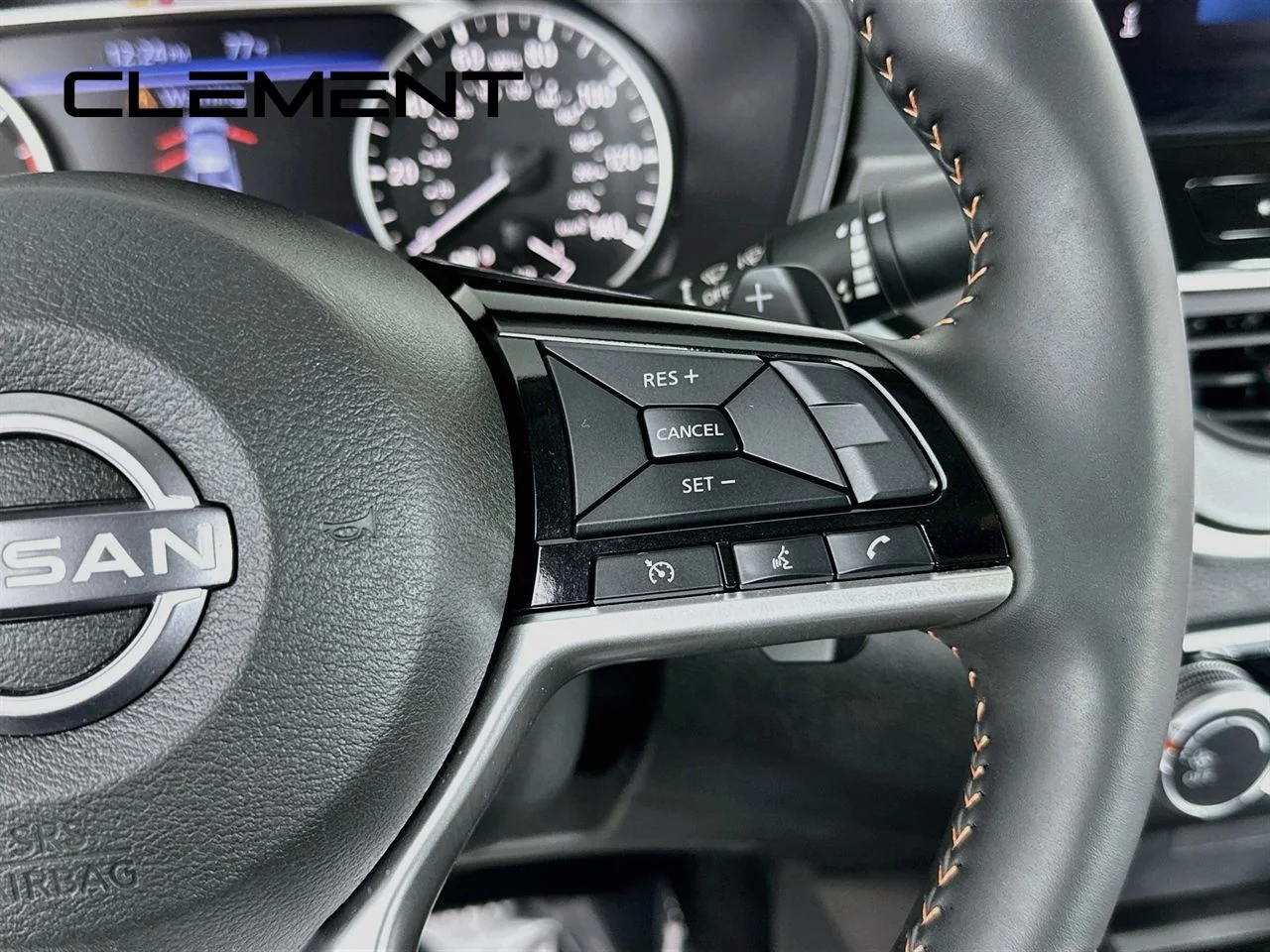 Used 2026 Black Nissan 2.5 SR image 17
