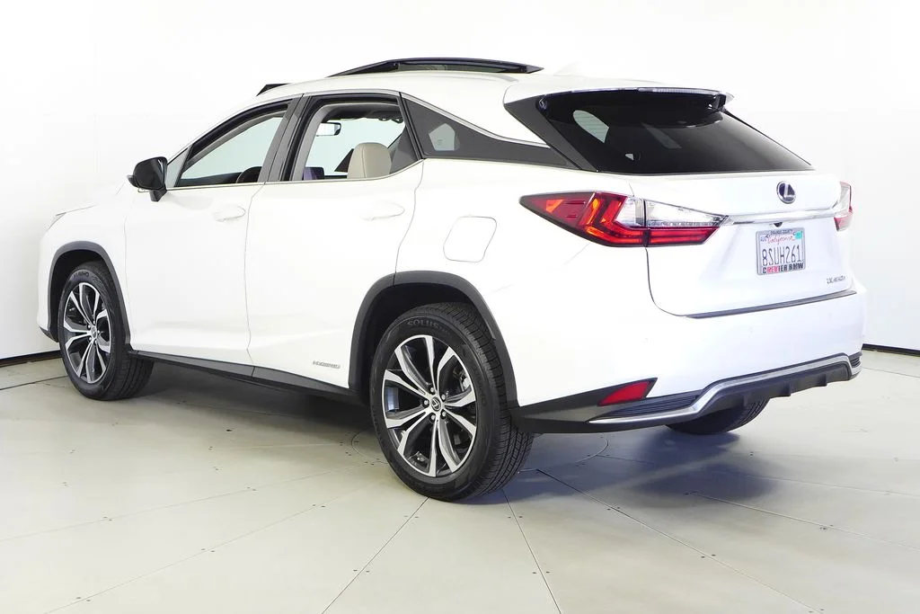 Used 2020 White Lexus 450h image 9