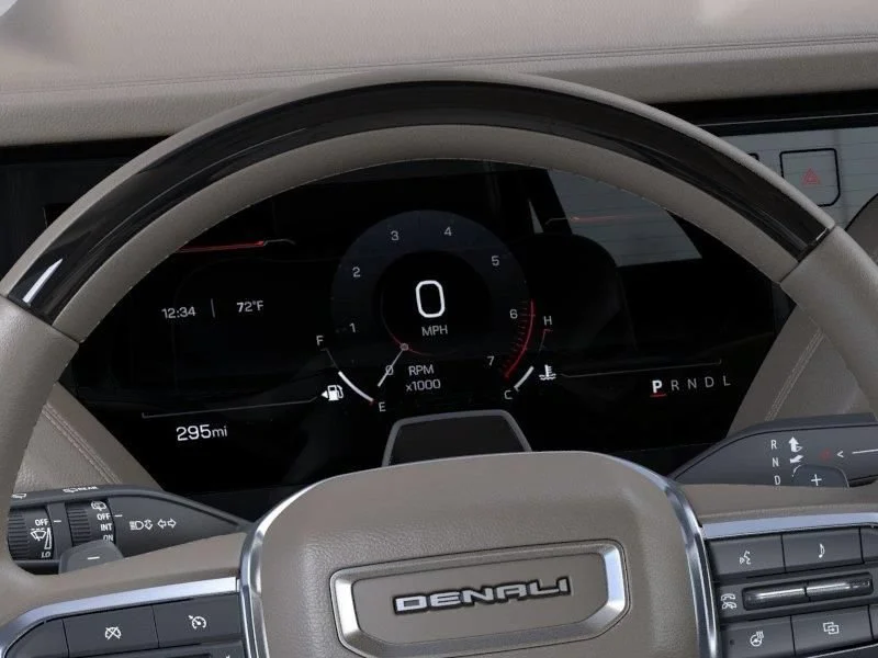 2026 GMC Yukon Denali - Photo 18