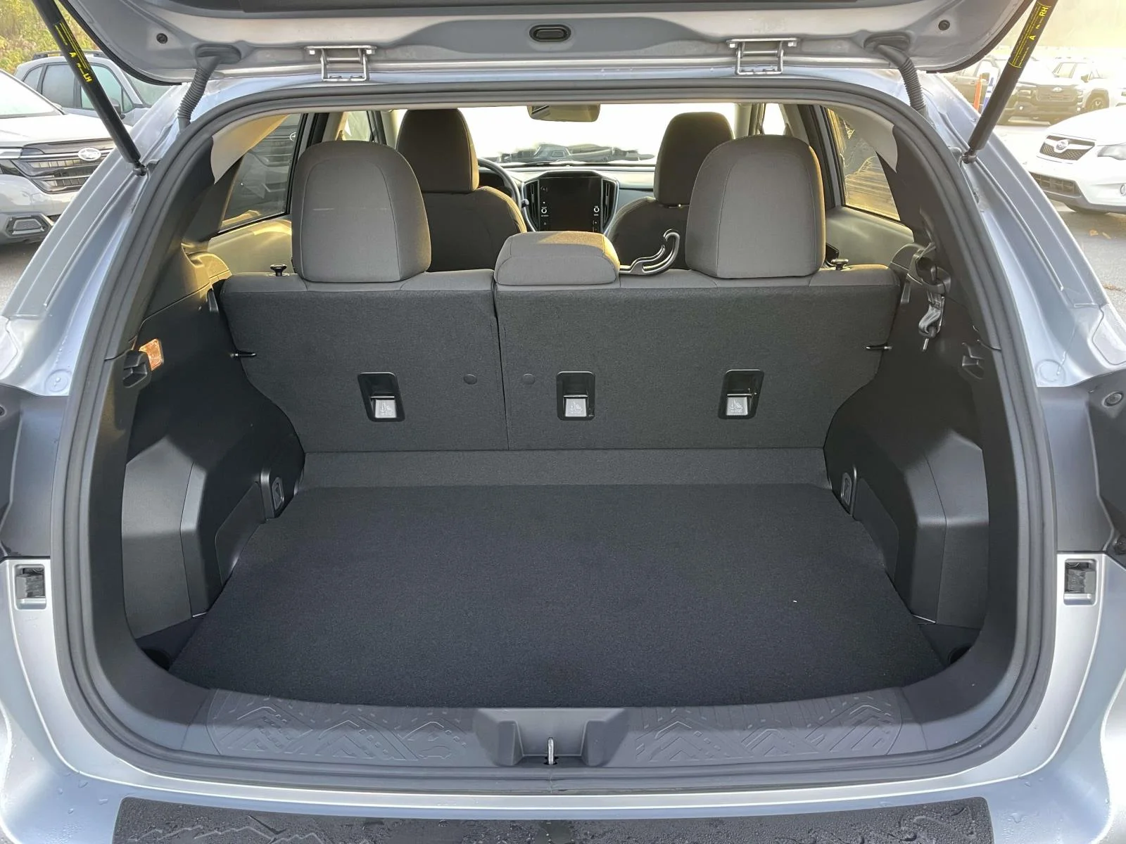 Used 2025 Ice Silver Metallic Subaru Premium image 28
